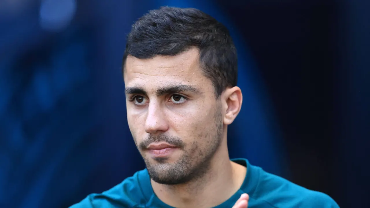 ريال مدريد يباغت رودري وصدام آرسنال يمهد طريق ليفربول لضم نجم باريس
